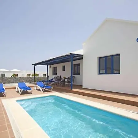 Playa Blanca Sleeps 6 Pool Wifi Apartamento *